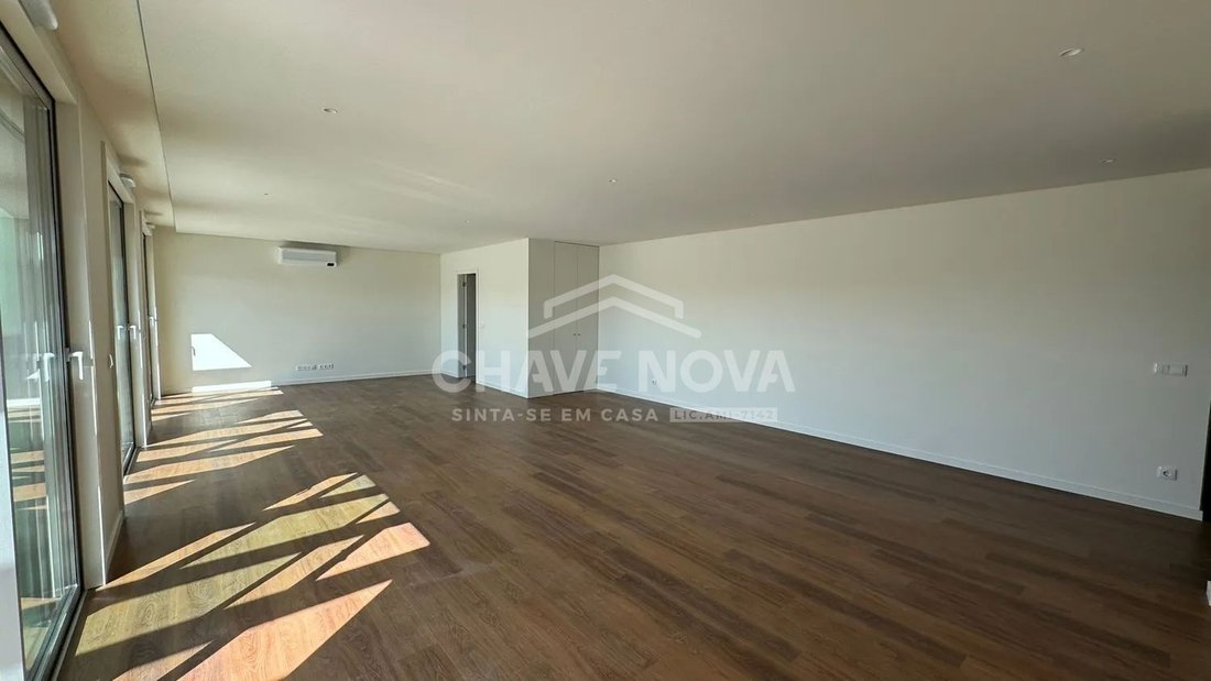 Apartment in Cidade da Maia, Porto District, Portugal 3 - 17238422