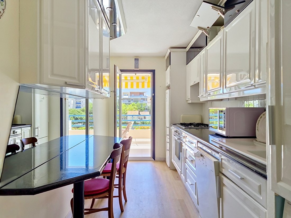 Apartment in Exterieurs, Frejus, France 4 - 17937462