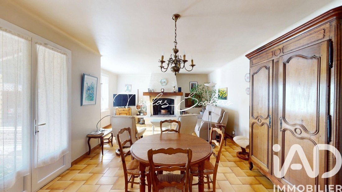 House in Cavaillon, Provence-Alpes-Côte d'Azur, France 3 - 17944257