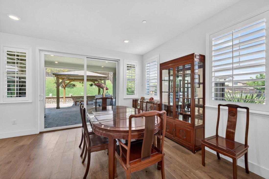 House in Gilroy, California, United States 4 - 17938047