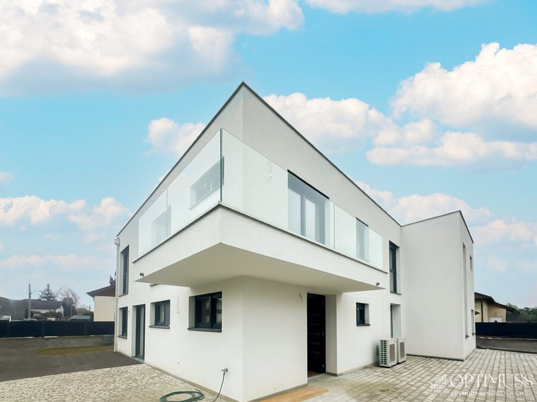 House in Strasshof an der Nordbahn, Lower Austria, Austria 1 - 17938277