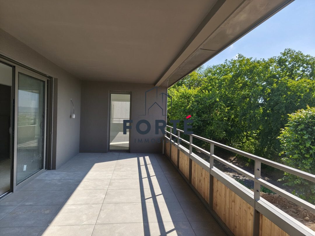 Apartment in Centre Ville, Thionville, France 5 - 17945069