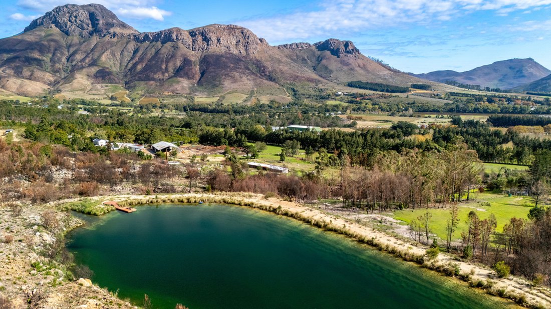 Farm Ranch in Franschhoek, Western Cape, South Africa 4 - 17938452