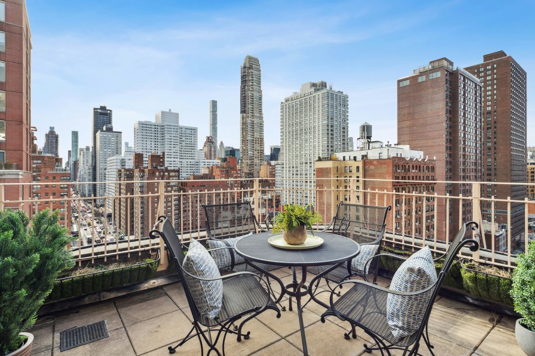 Co Op in New York, New York, United States 3 - 16784742