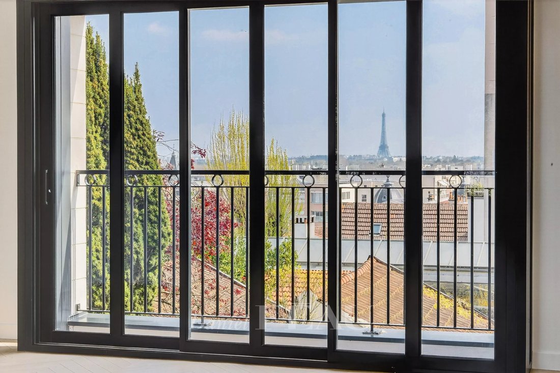 House in Carnot Gambetta, Suresnes, France 3 - 17938186