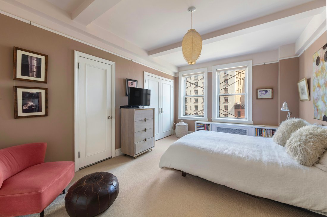 Co Op in New York, New York, United States 5 - 17687177