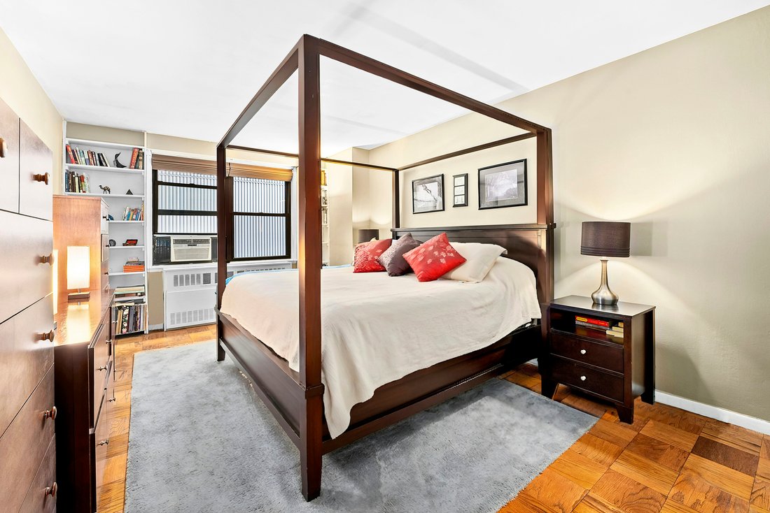 Co Op in New York, New York, United States 5 - 17645504