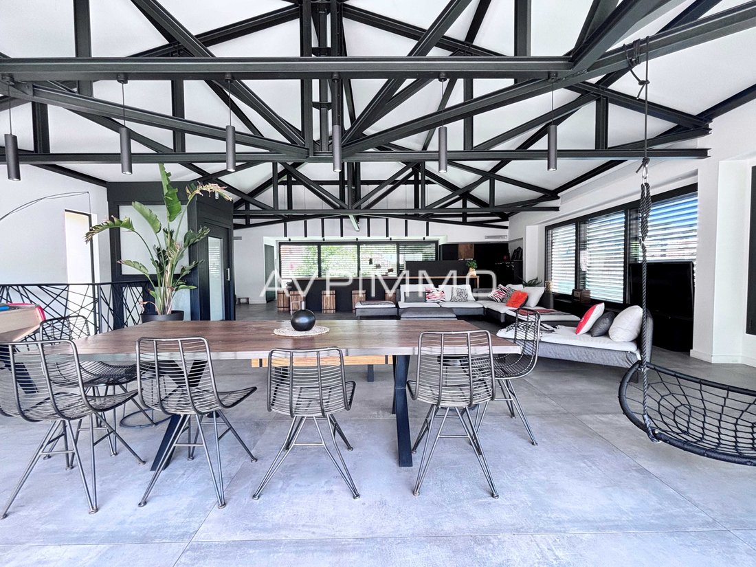 Villa in Bandol, Provence-Alpes-Côte d'Azur, France 1 - 17360197