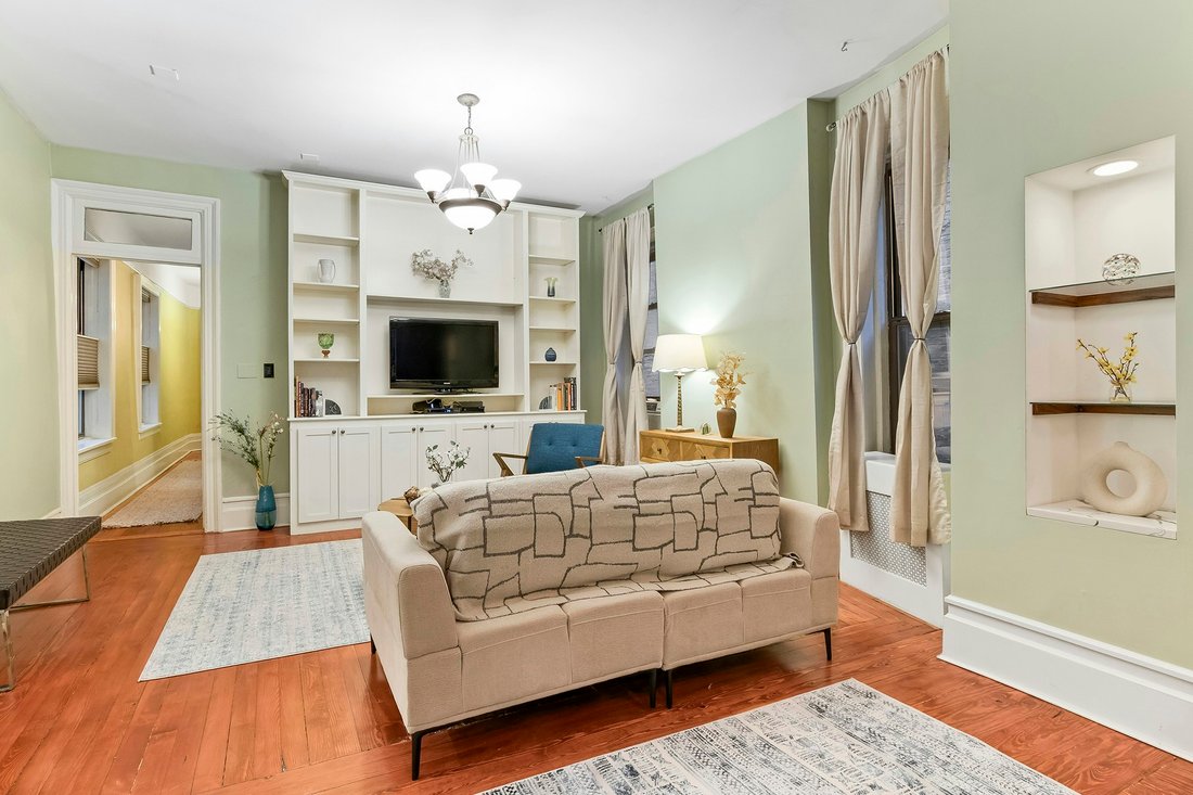 Co Op in New York, New York, United States 3 - 16746998