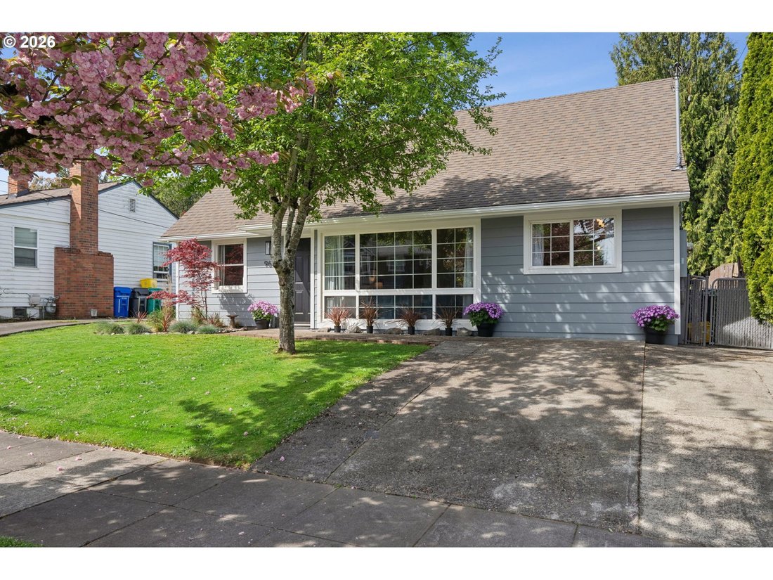 House in Portland, Oregon, United States 3 - 17942685