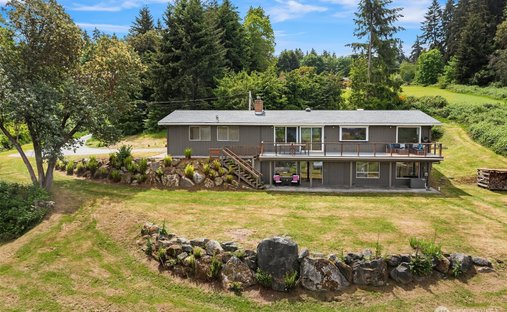 House in Vashon, Washington, United States 1