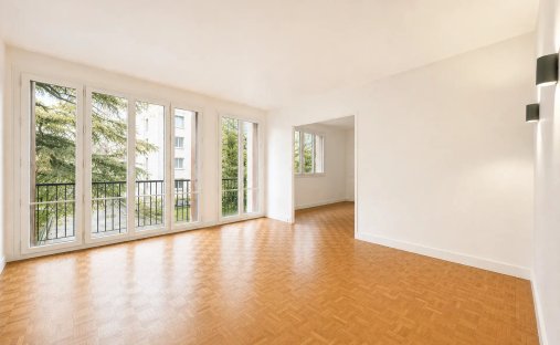 Apartment in Forêt, Saint-Germain-en-Laye, France 1