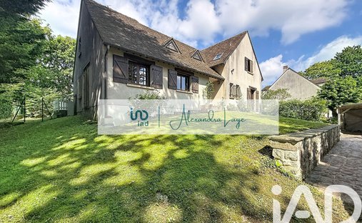 House in Samois-sur-Seine, Ile-de-France, France 1