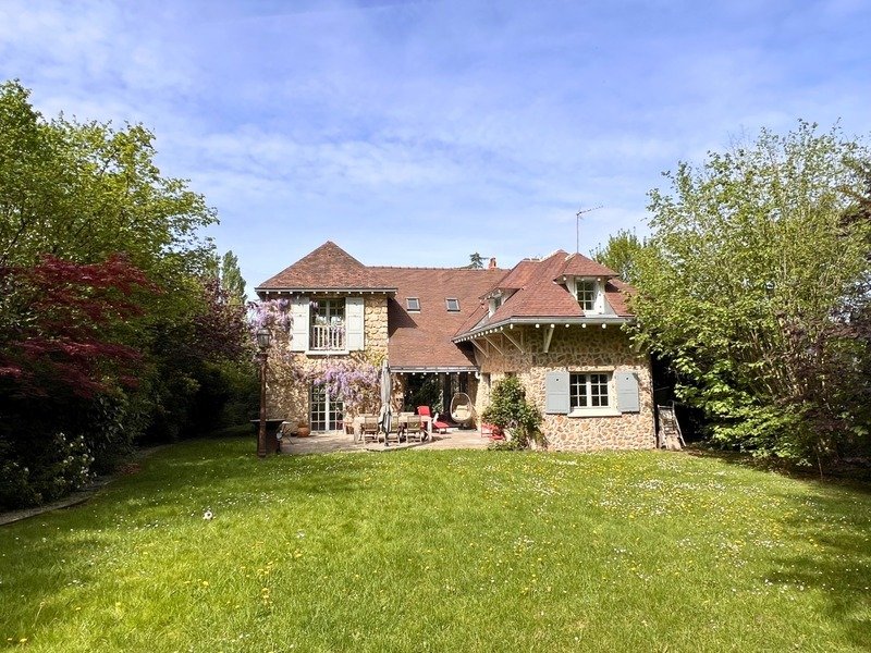House in Domaine National du Château, Versailles, France 3 - 17068419