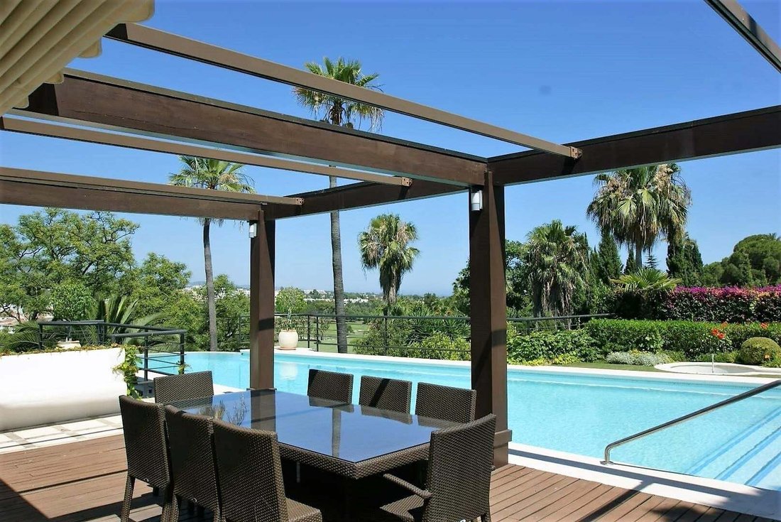 Villa in Nueva Andalucía, Marbella, Spanien 5 - 17944417