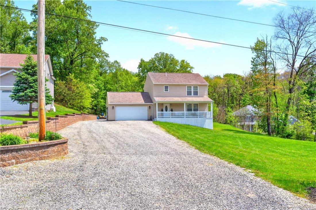 House in Beaver Falls, Pennsylvania, United States 2 - 17937689