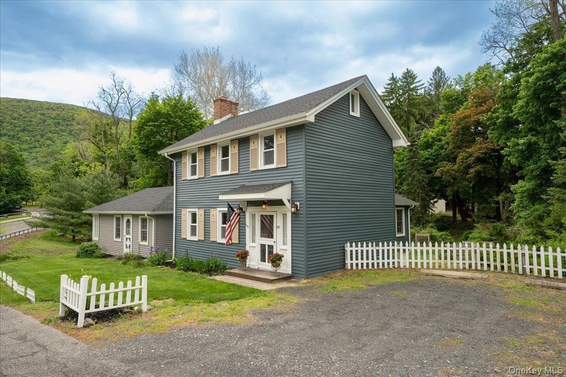 House in Cornwall-on-Hudson, New York, United States 2 - 17944135