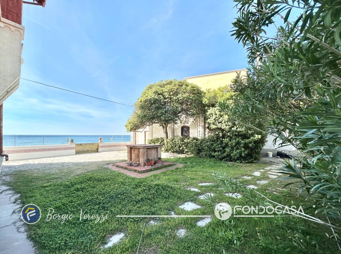 Villa in Borgio Verezzi, Liguria, Italy 2 - 17941660