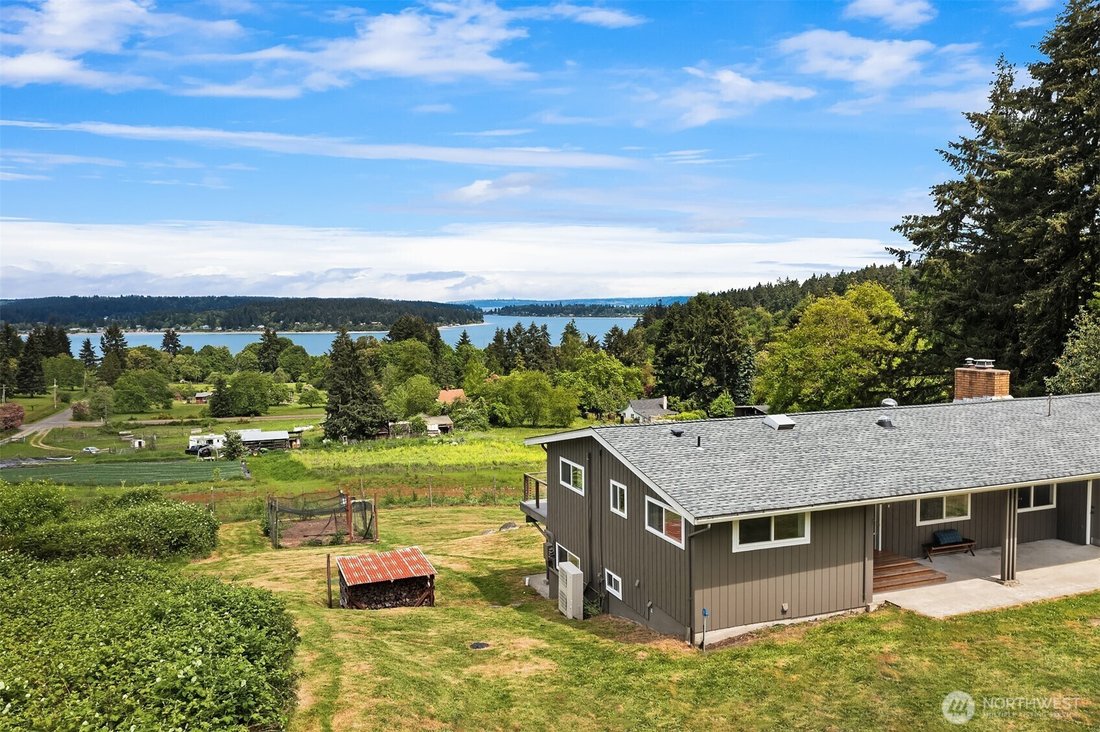 House in Vashon, Washington, United States 4 - 17942031