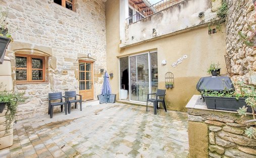Villa in Uzès, Occitania, France 1