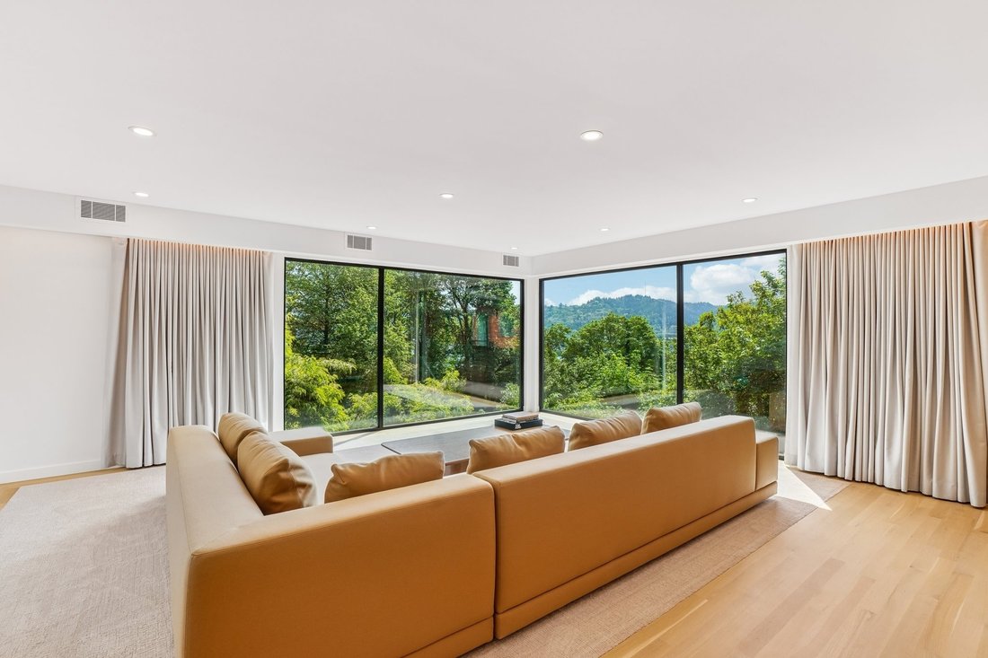 House in Portland, Oregon, United States 5 - 17943654