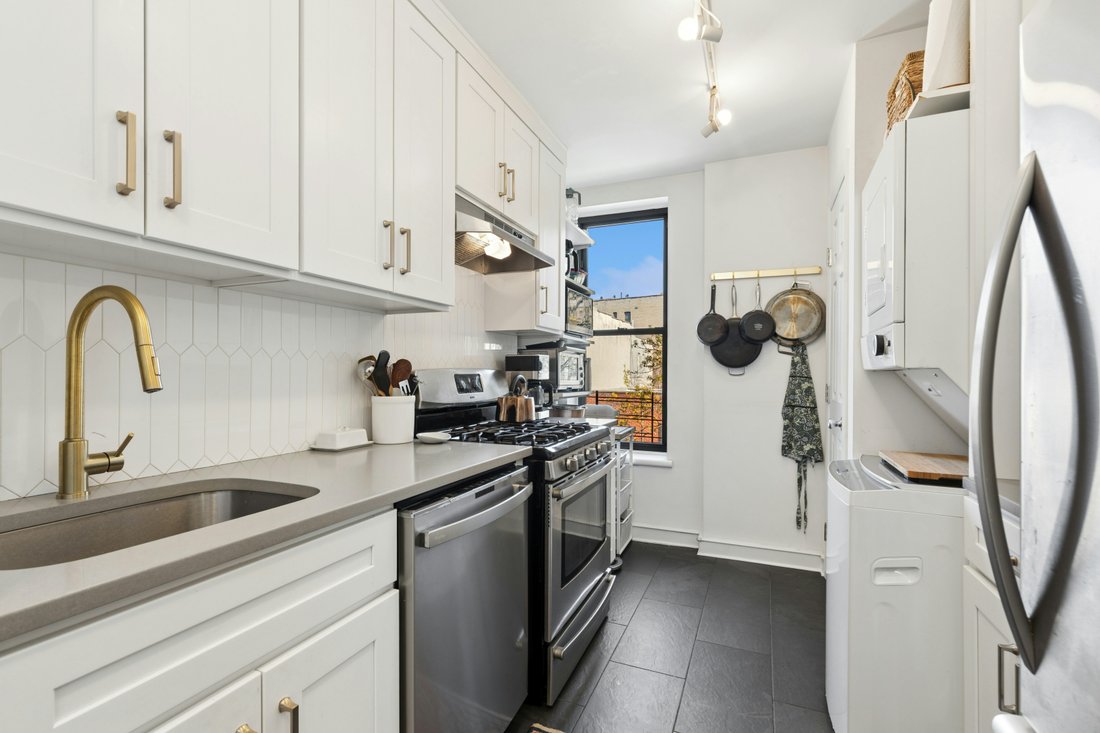 Condo in New York, New York, United States 3 - 17696343