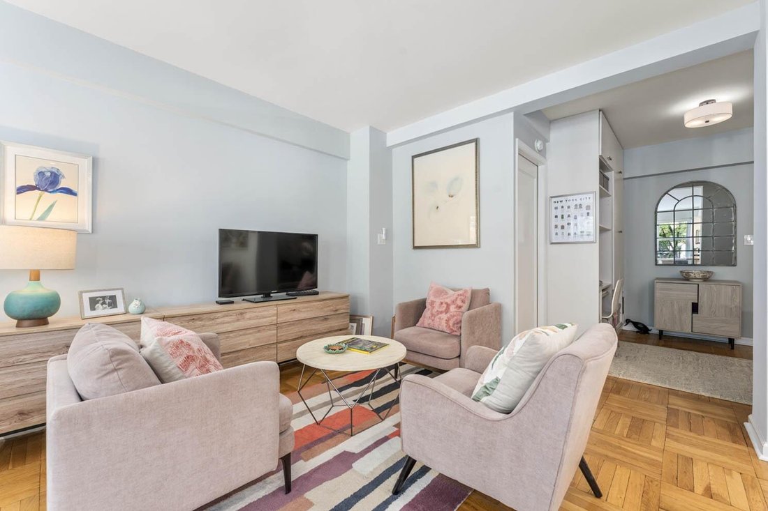 Co Op in New York, New York, United States 3 - 17730785