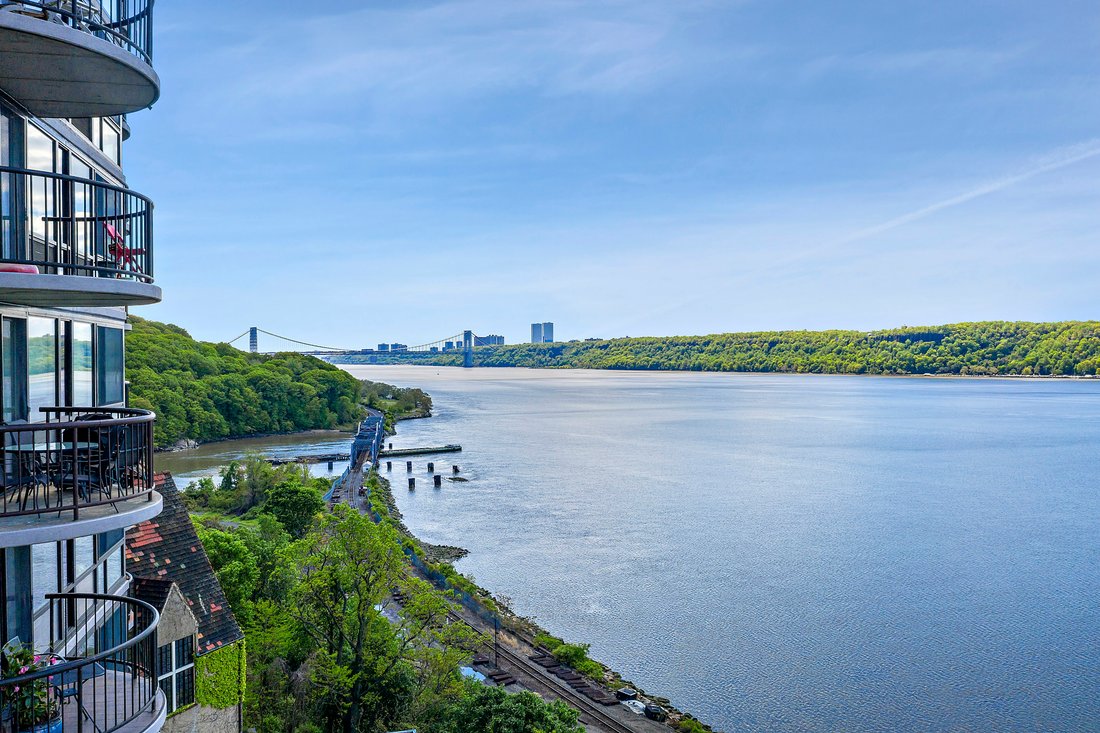 Condo in New York, New York, United States 3 - 17839255