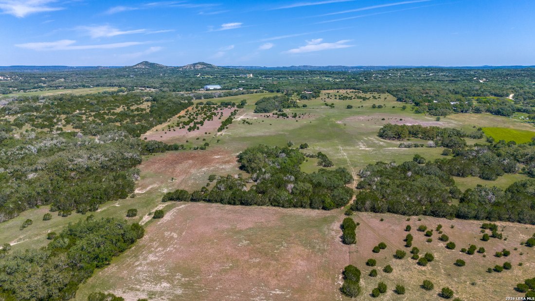 Farm Ranch in Canyon Lake, Texas, United States 5 - 17943970