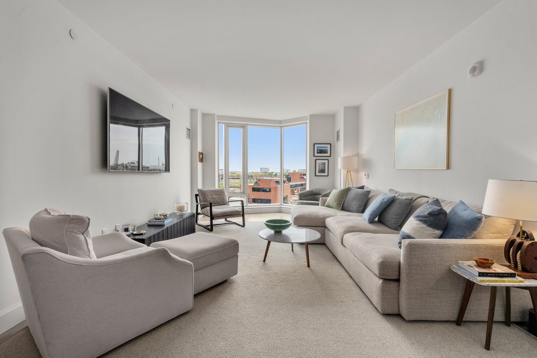 Condo in Boston, Massachusetts, United States 1 - 17945173