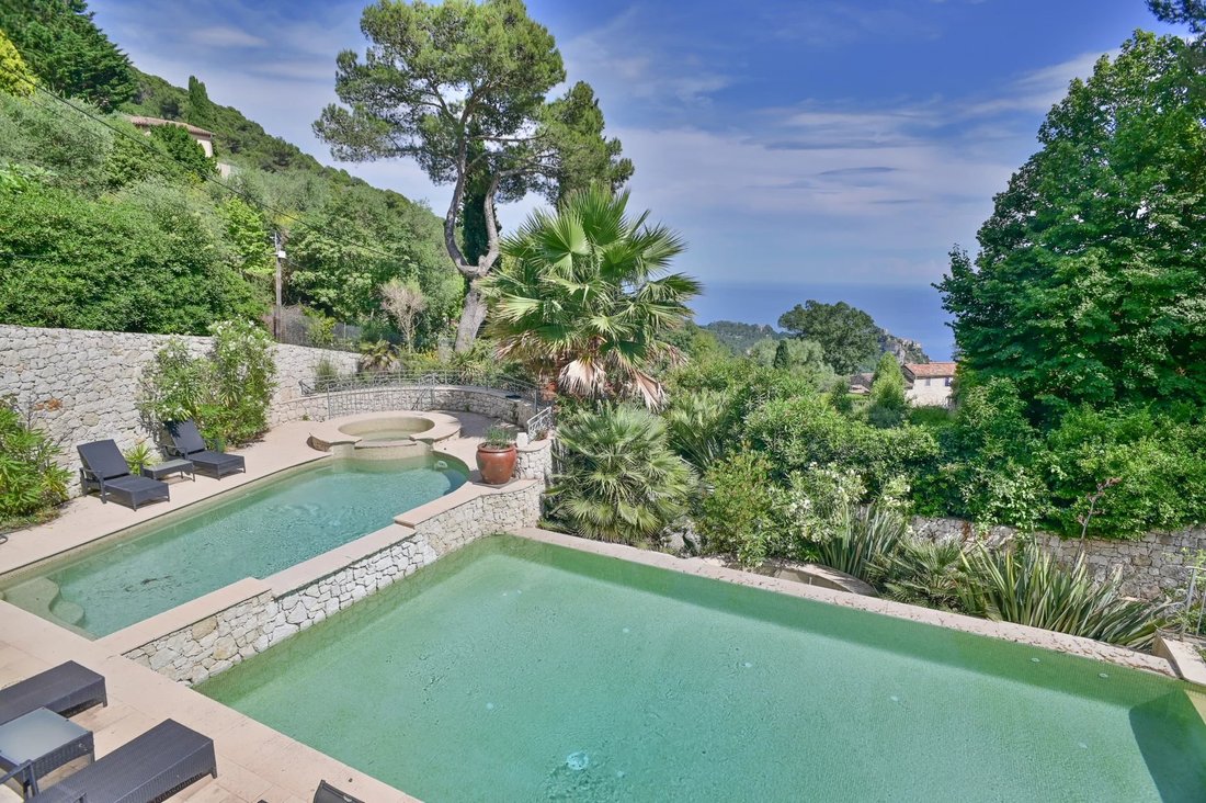 Villa in Èze, Provence-Alpes-Côte d'Azur, France 2 - 17942916