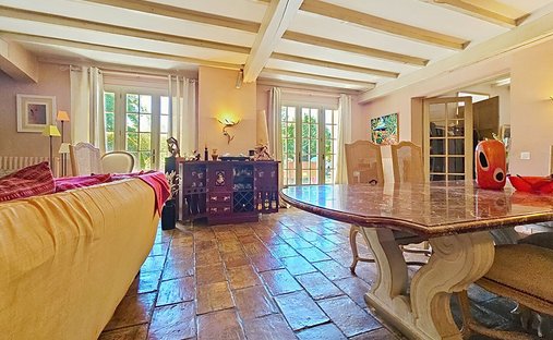 Chateau With Outbuilding And Private Beach In Provence