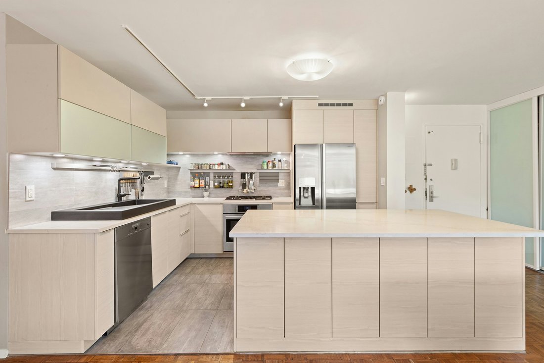 Condo in New York, New York, United States 1 - 17798689