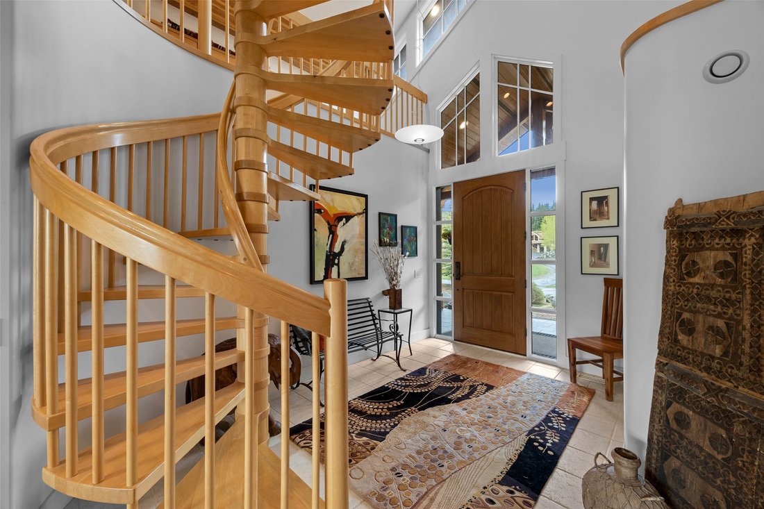 House in Sun Peaks, British Columbia, Canada 5 - 17942691