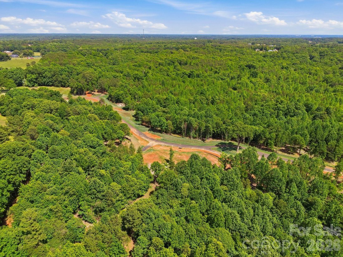Land in Davidson, North Carolina, United States 2 - 17850490
