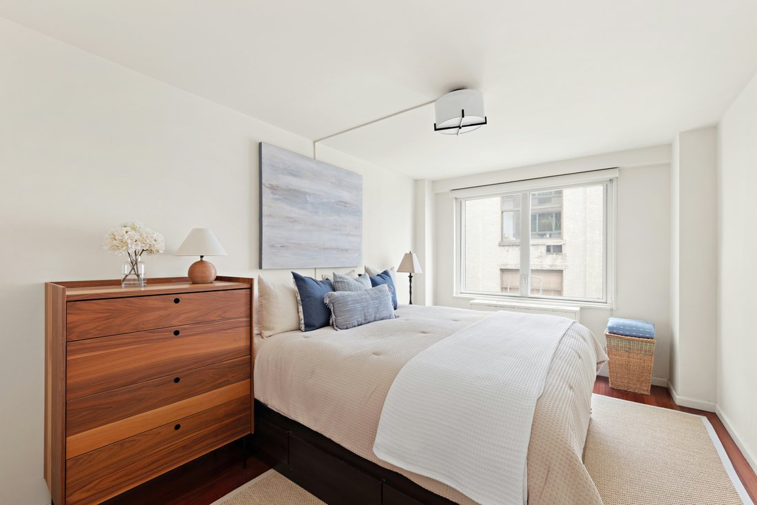 Co Op in New York, New York, United States 3 - 17937322