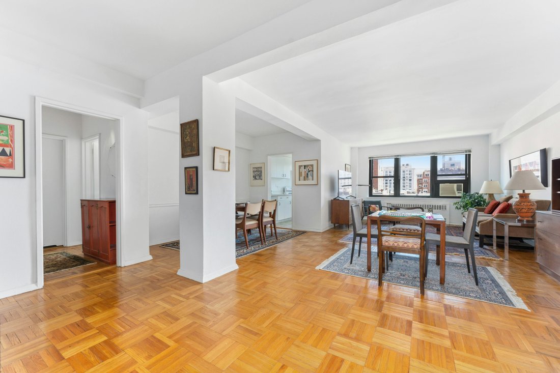 Co Op in New York, New York, United States 1 - 17921317
