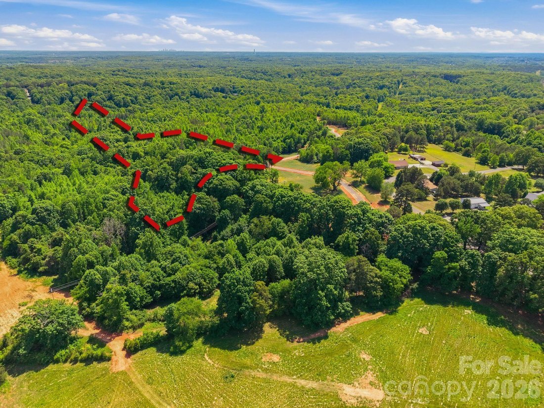Land in Davidson, North Carolina, United States 1 - 17850489