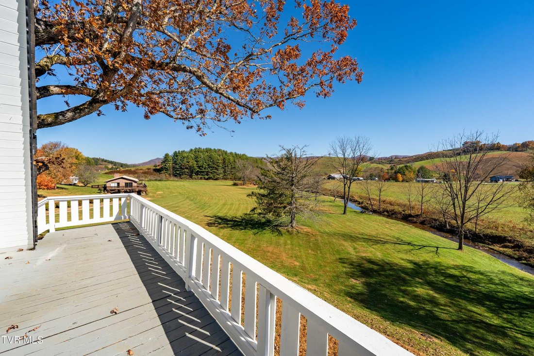 House in Mountain City, Tennessee, United States 4 - 17945378