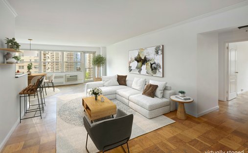 House in New York, New York, United States 1