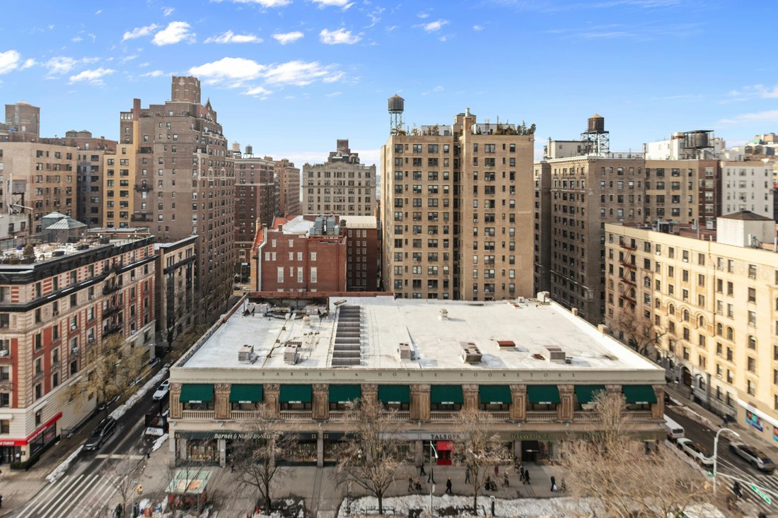 House in New York, New York, United States 2 - 17410666