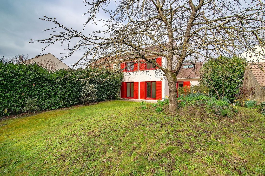 Maison à Montesson, Île-de-France, France 1 - 17945032