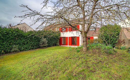 House in Montesson, Ile-de-France, France 1