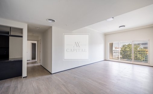 Apartment in Umm Suqeim, Dubai, United Arab Emirates 1