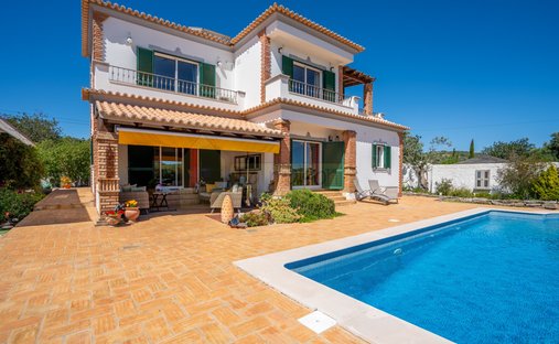 Haus in Loule (Sao Clemente), Algarve, Portugal 1