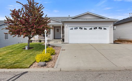 House in Kelowna, British Columbia, Canada 1