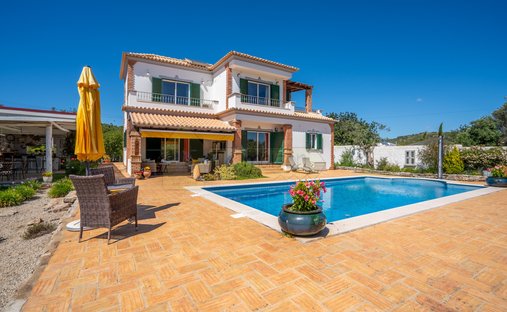 House in Loule (Sao Clemente), Algarve, Portugal 1