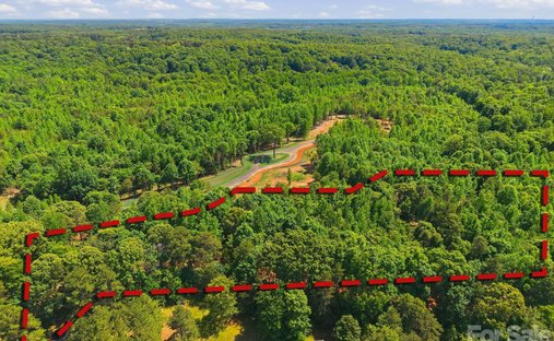 Land in Davidson, North Carolina, United States 1