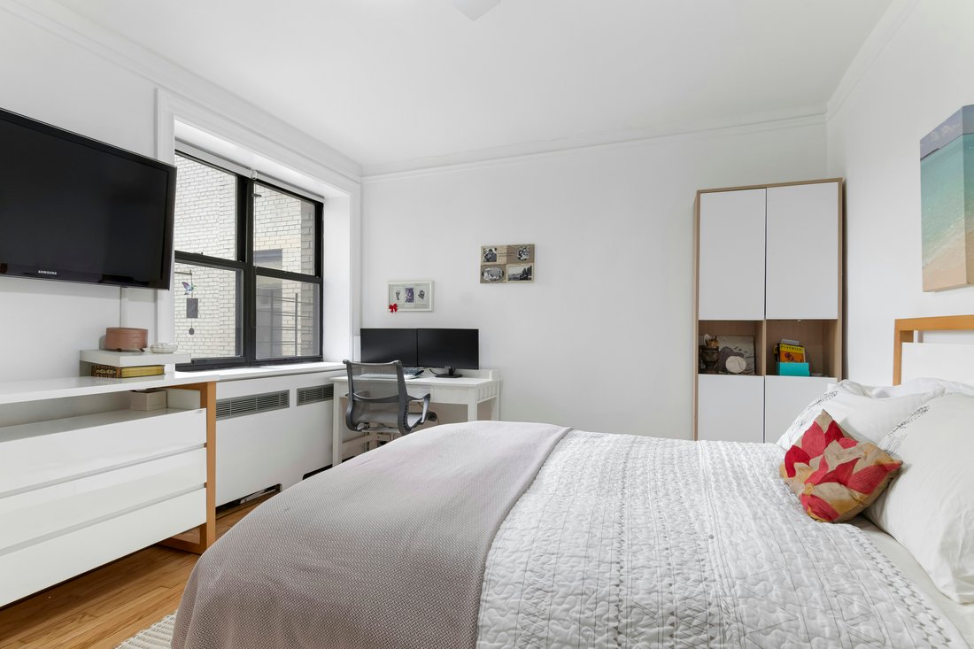 Co Op in New York, New York, United States 5 - 17852816