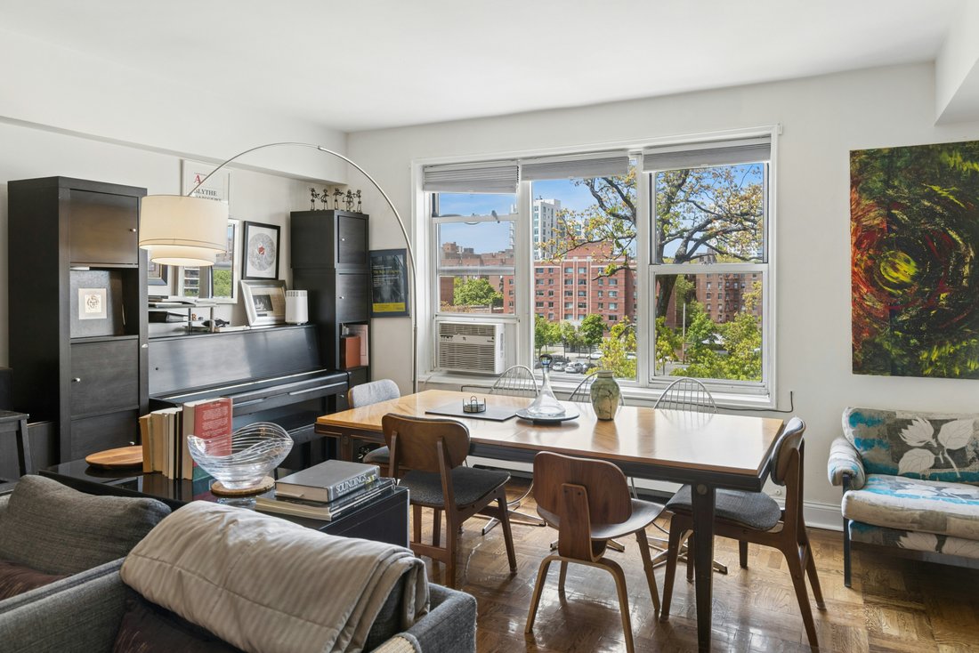 Co Op in New York, New York, United States 4 - 17847563
